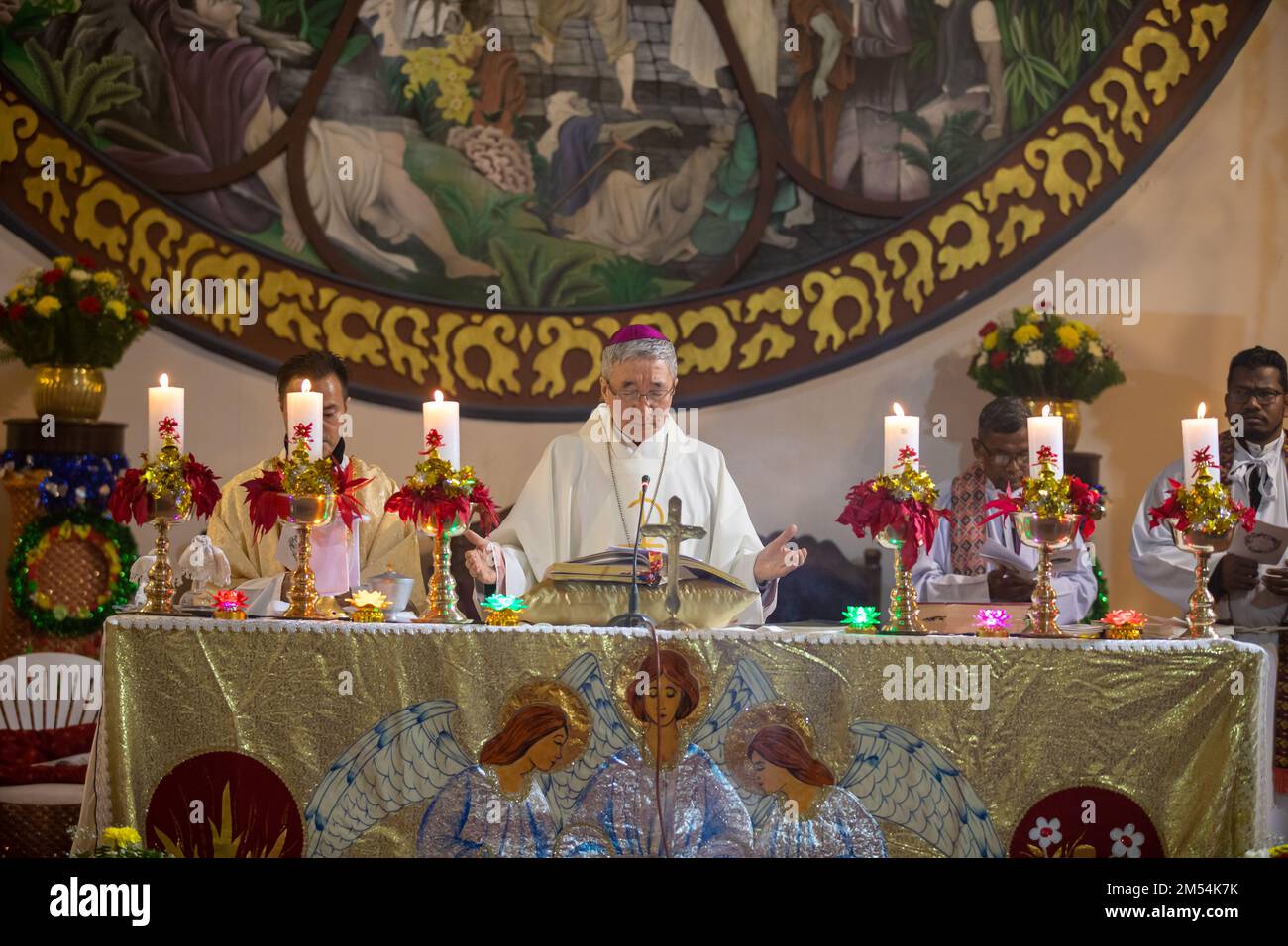 Christmas Eve Catholic Assumption Church Stock Photo Alamy