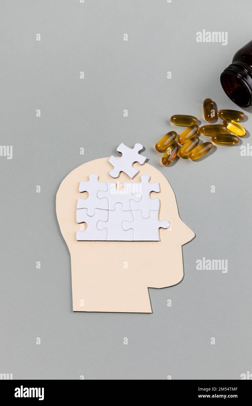 brain health and dementia series the profile and, puzzle, omega 3 Stock