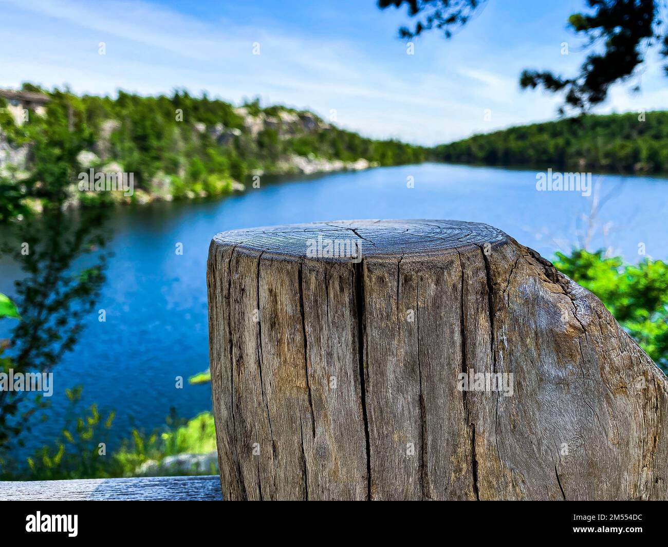 Lake Minnewaska State Park view out to the lake Stock Photo Alamy