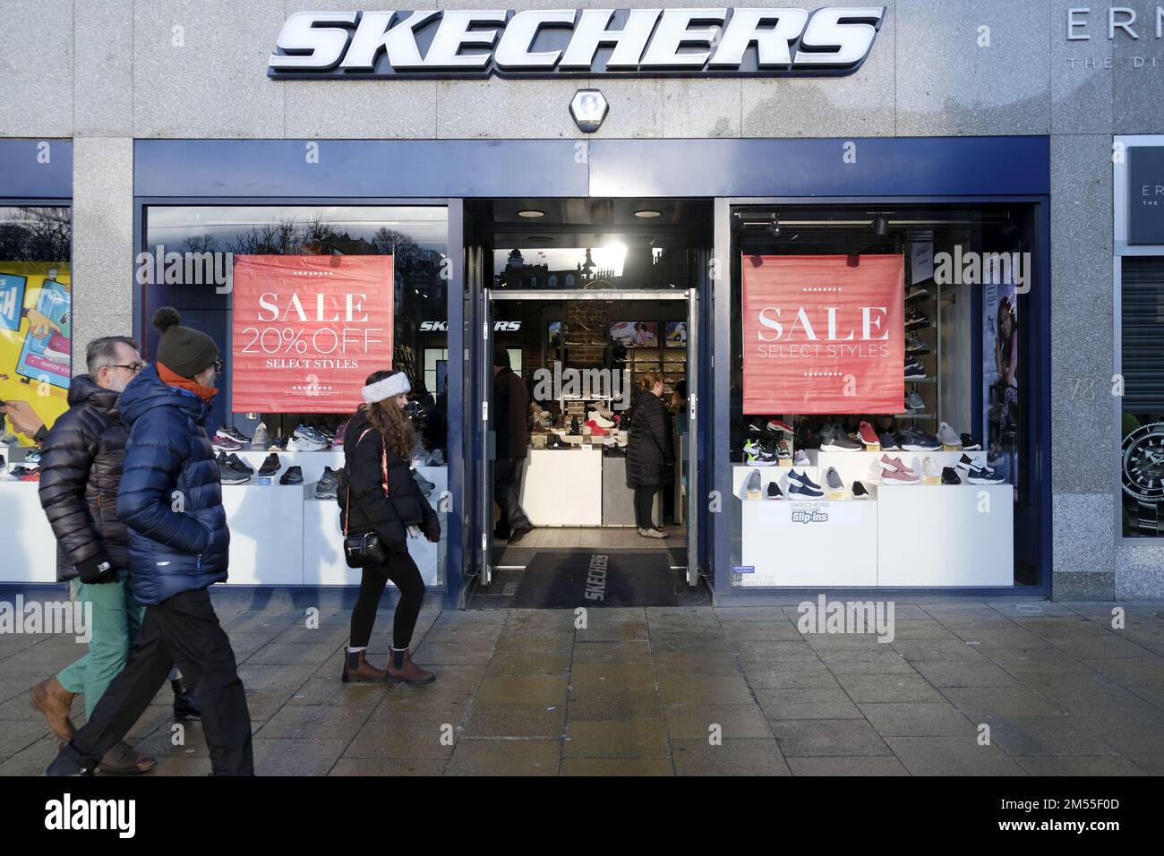 Skechers shoe shop hi-res stock photography and images - Alamy