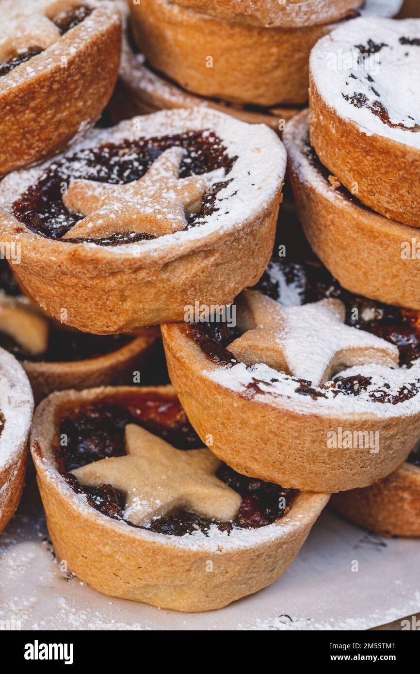 Christmas homemade mince pies hi-res stock photography and images - Alamy