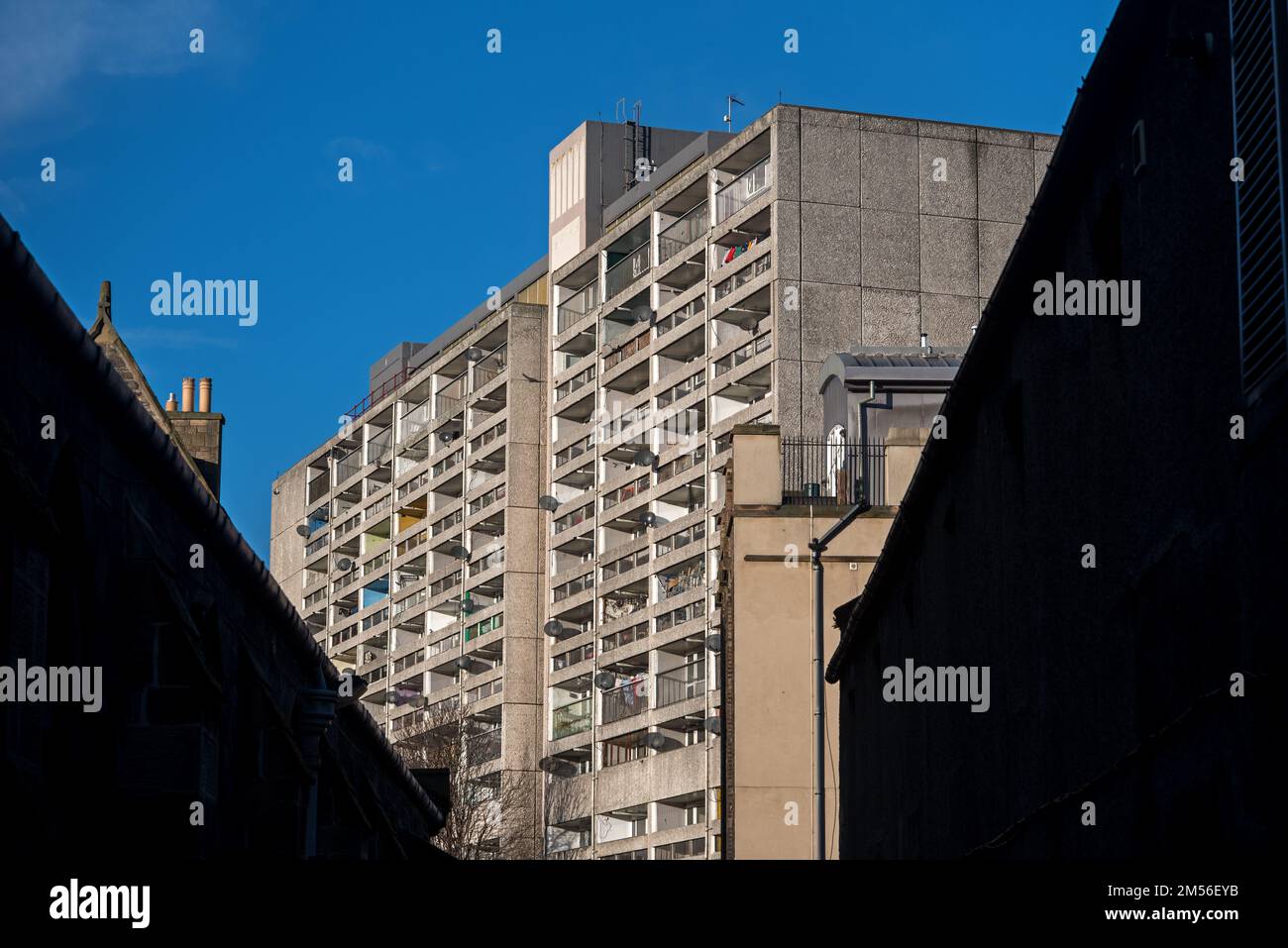 View of Linksview House in the Kirkgate area of Leith in Edinburgh,  an urban housing scheme built between 1964 and 1967. Stock Photo