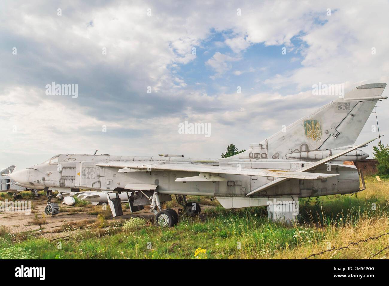 Neglected aircraft hi-res stock photography and images - Alamy