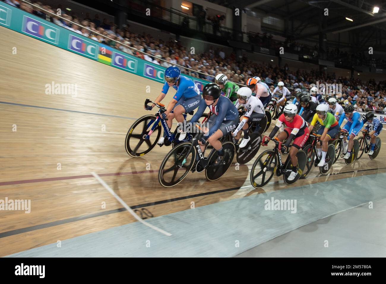 Jennifer Valente of the US leads the field in the elimination race