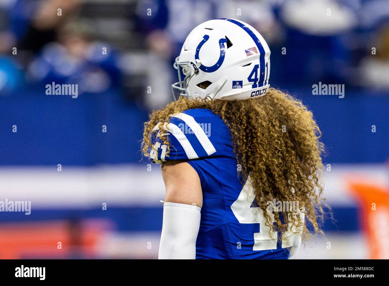 December 26, 2022: Indianapolis Colts cornerback Dallis Flowers (33) runs  with the ball against the Los Angeles Chargers in Indianapolis, Indiana.  John Mersits/CSM/Sipa USA.(Credit Image: © John Mersits/Cal Sport  Media/Sipa USA Stock