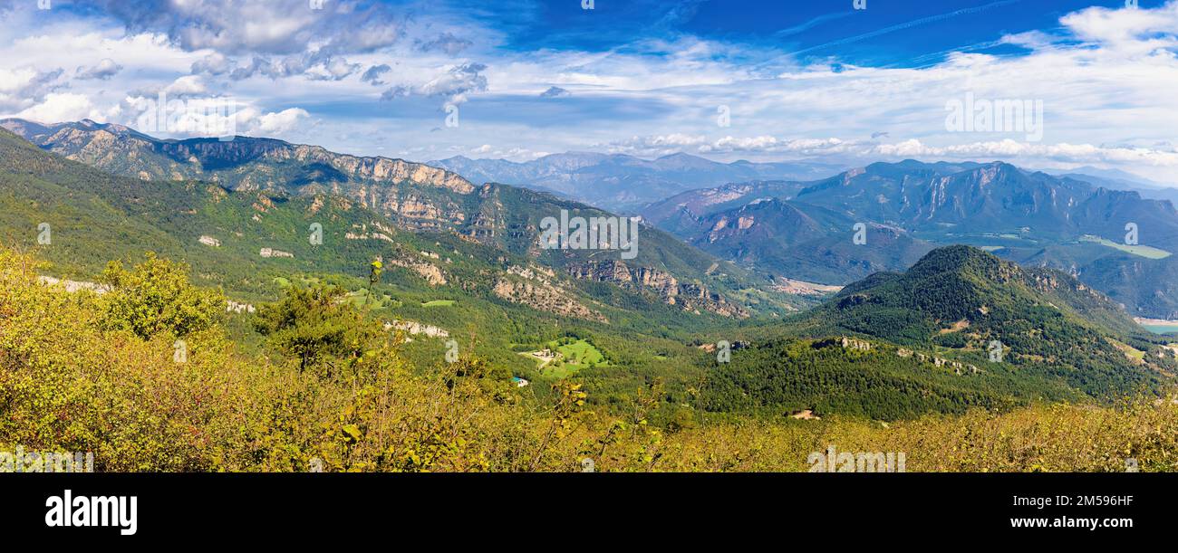 Great panoramic view of the Serra del Catllaras, Rasos de Peguera and the Pyrenees in the background from the Figuerassa viewpoint, Bergueda, Cataloni Stock Photo