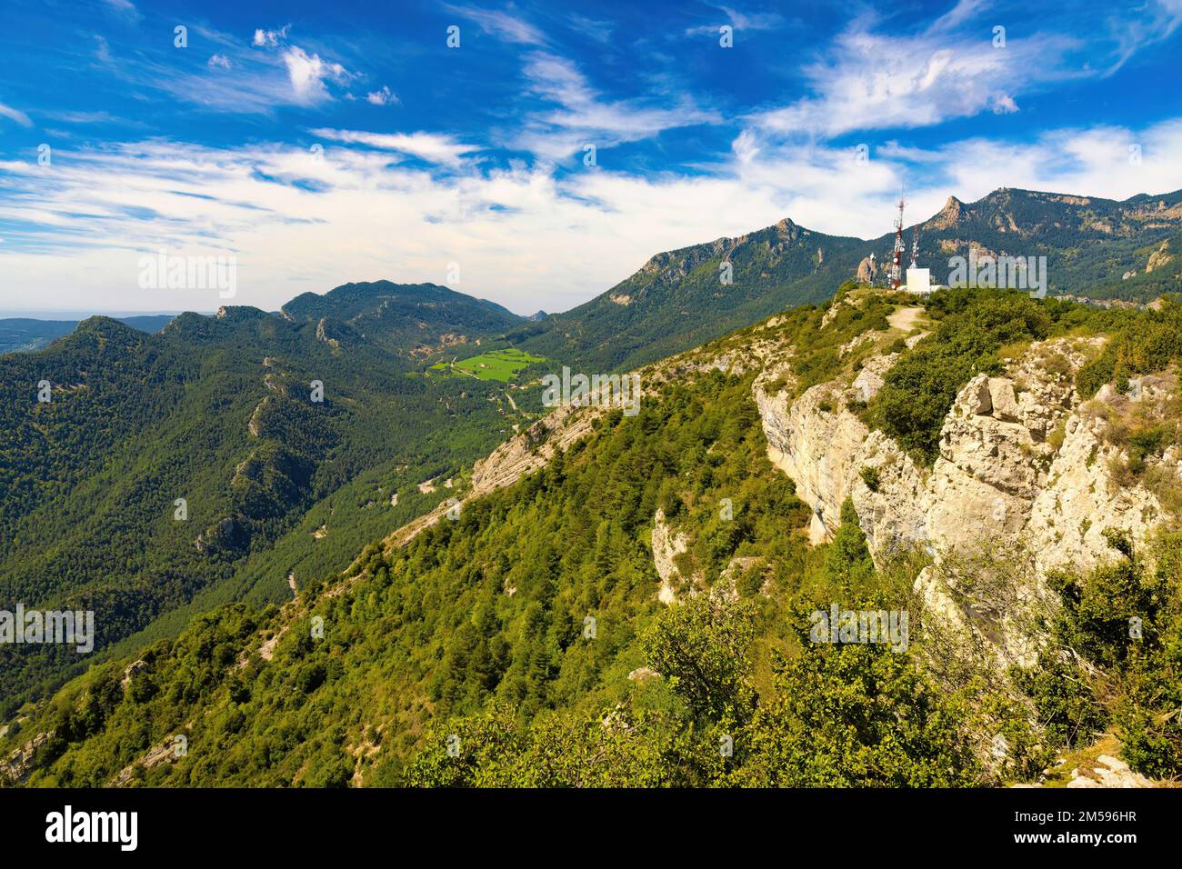 View of the top of the Figassa viewpoint, with the mountains of Ensija and the Rasos de Peguera from the Figuerassa viewpoint, Bergueda, Catalonia, Sp Stock Photo