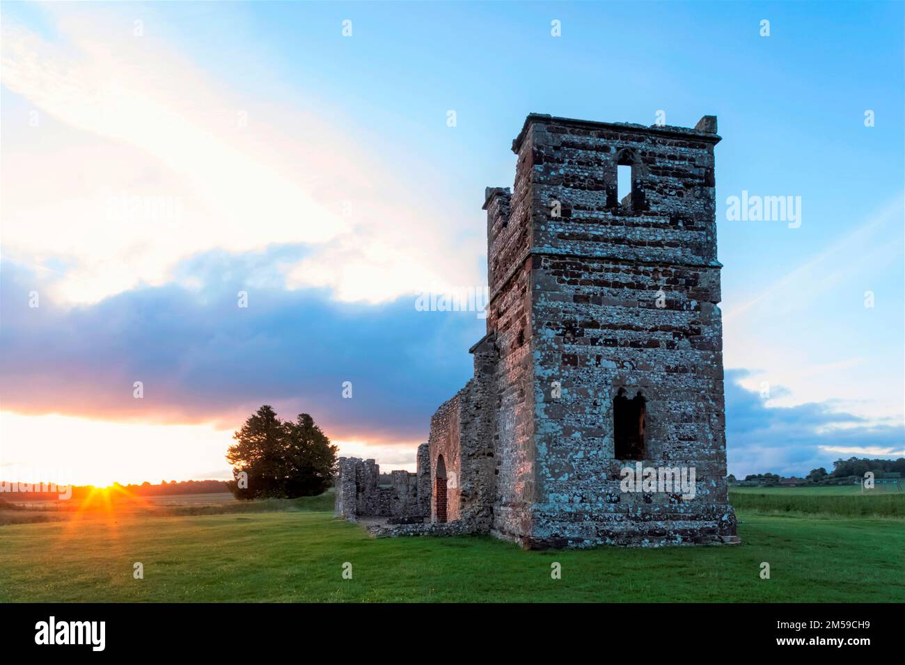 England, Dorset, The Ruins of Knowlton Church and Earthworks near Wimbourne Minster at Sunrise *** Local Caption ***  Britain,British,Church,Churches, Stock Photo