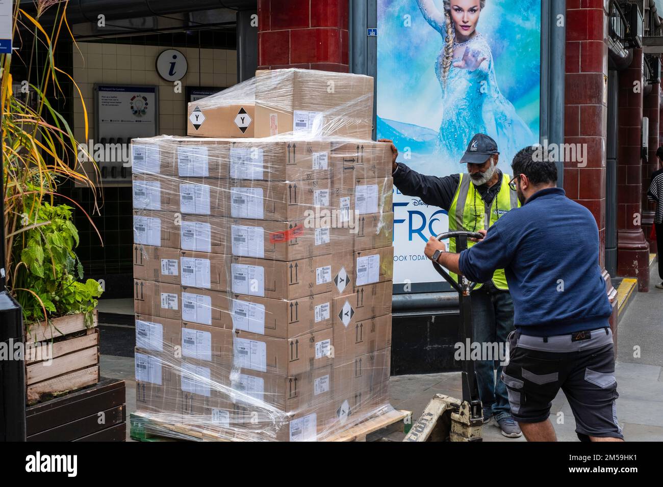 Delivery drivers, London, United Kingdom Stock Photo Alamy