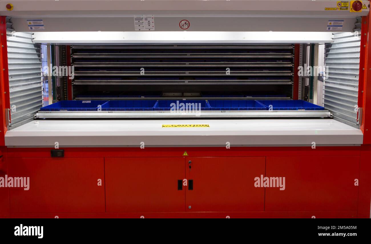 Vertical storage ergonomic solution. Automated storage and retrieval