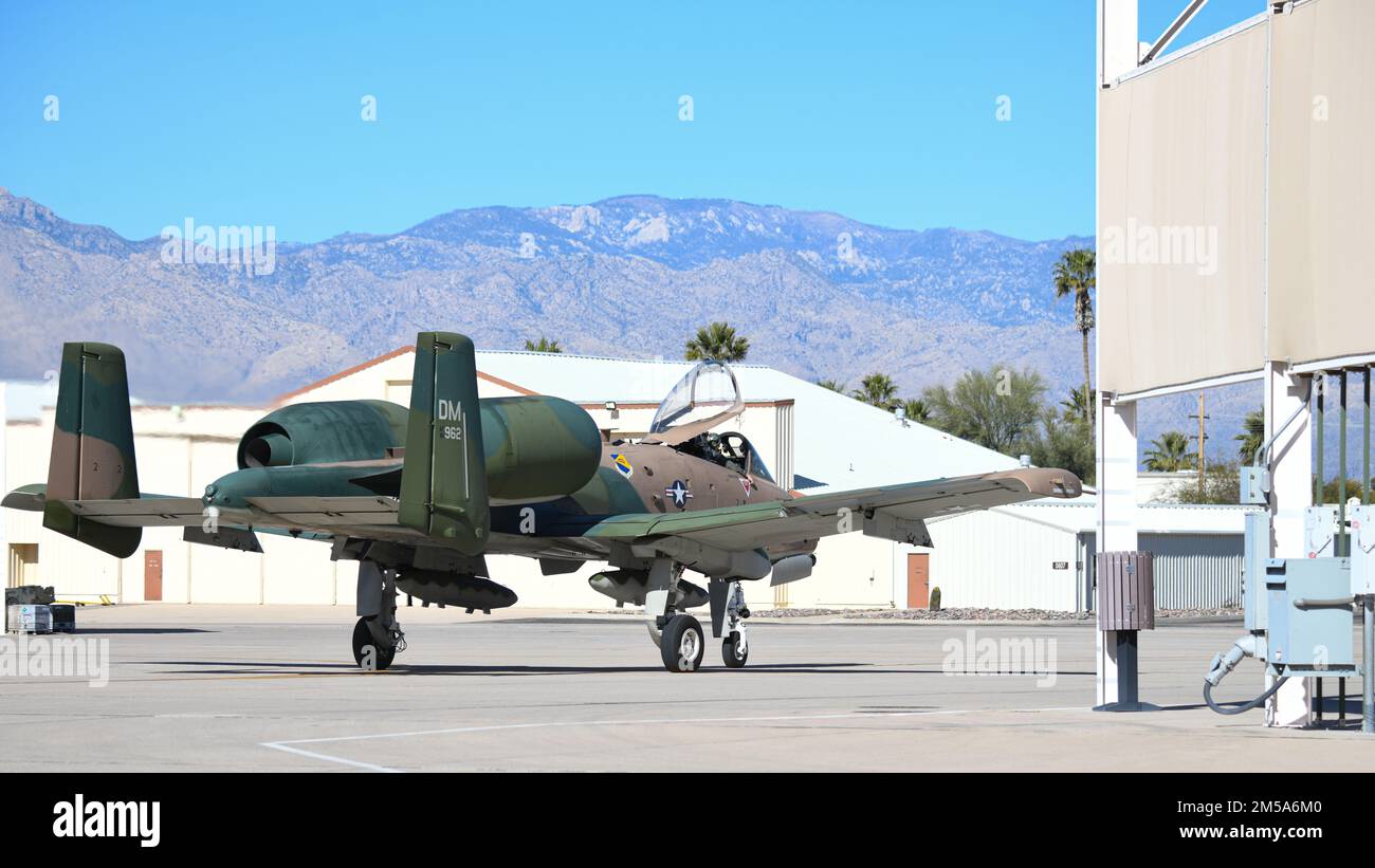 A U.S. Air Force A-10 Thunderbolt II taxis at Davis-Monthan Air Force Base, Arizona, Feb. 14, 2022. A-10s assigned to the A-10C Thunderbolt II Demonstration Team participated in the Air Force's flyover of SBLVI. Stock Photo