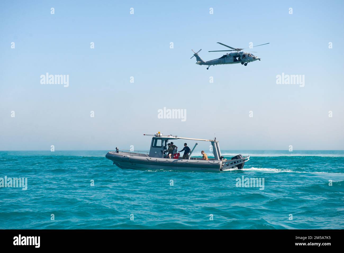 【特別送料無料！】 International Alamy - images and photography stock hi-res forces その他