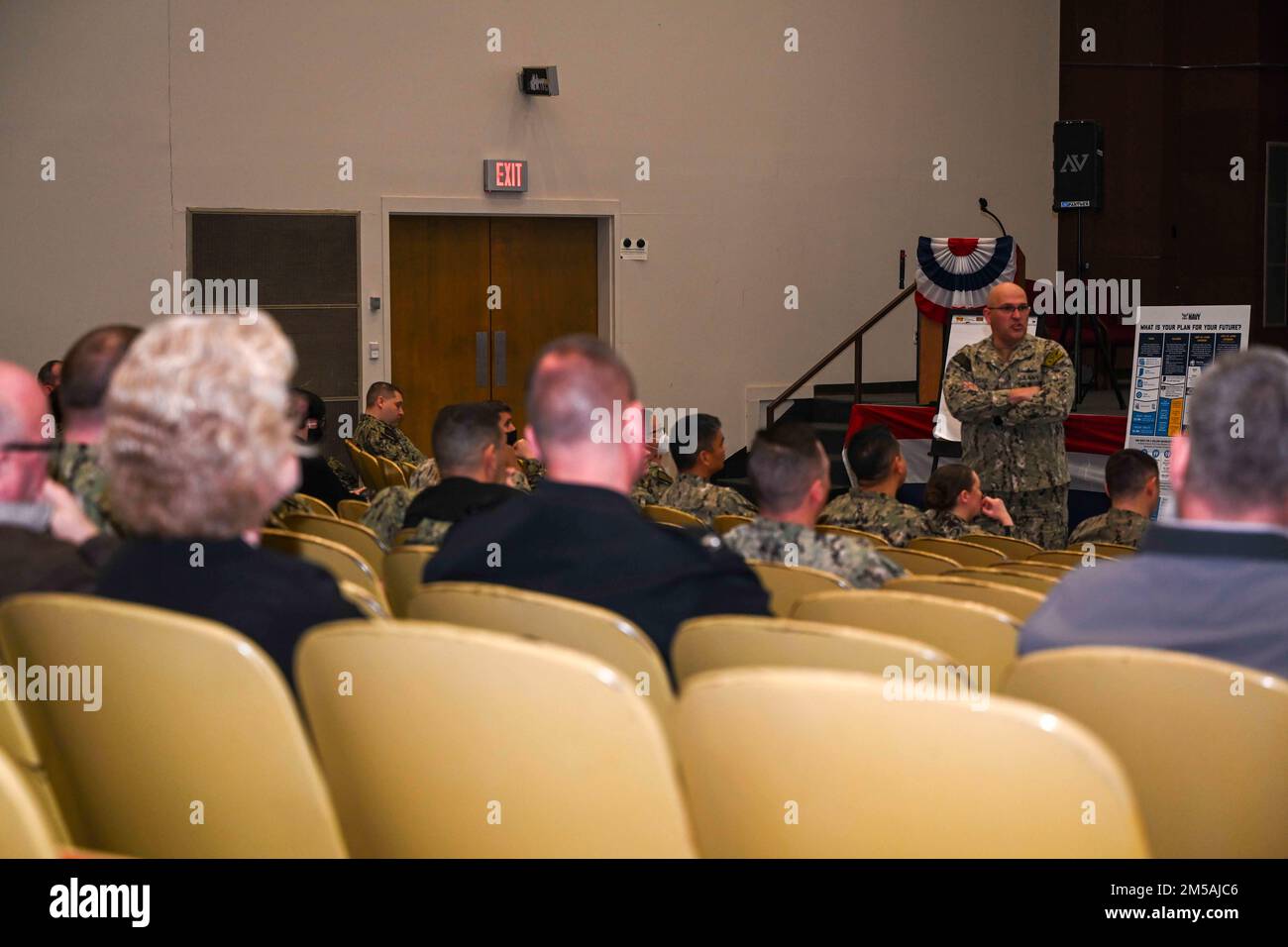 Commander navy recruiting command hi-res stock photography and images ...