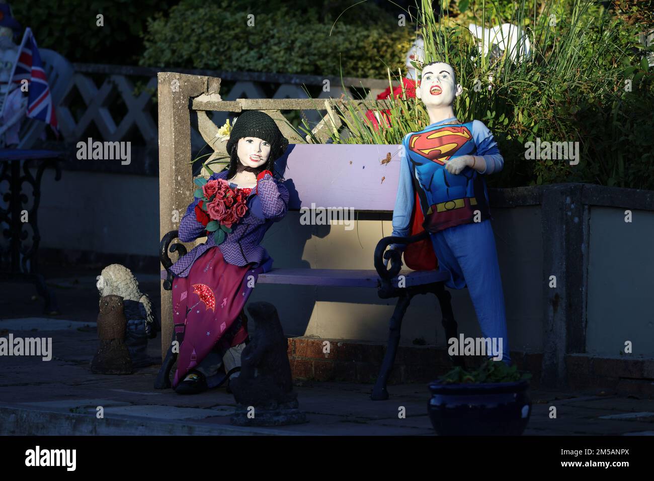 Lancaster Canal, Hest Bank, evening walk Stock Photo - Alamy