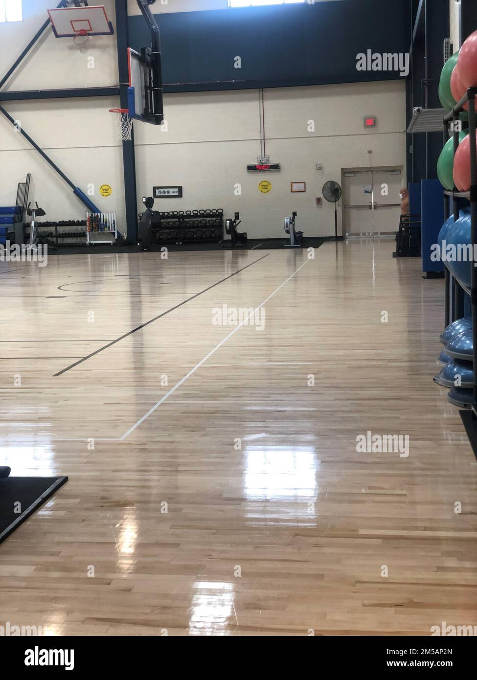 Mwr fitness hires stock photography and images Alamy