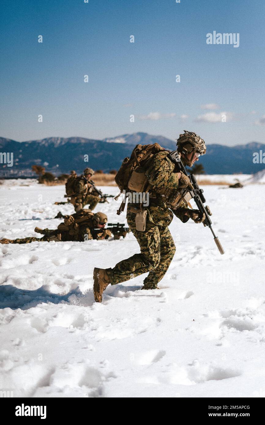 one of the squads of JSDF currently going through the Gate