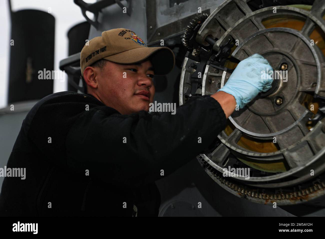 NORTH PACIFIC OCEAN (Feb. 17, 2022) Fire Controlman 3rd Class Danny ...