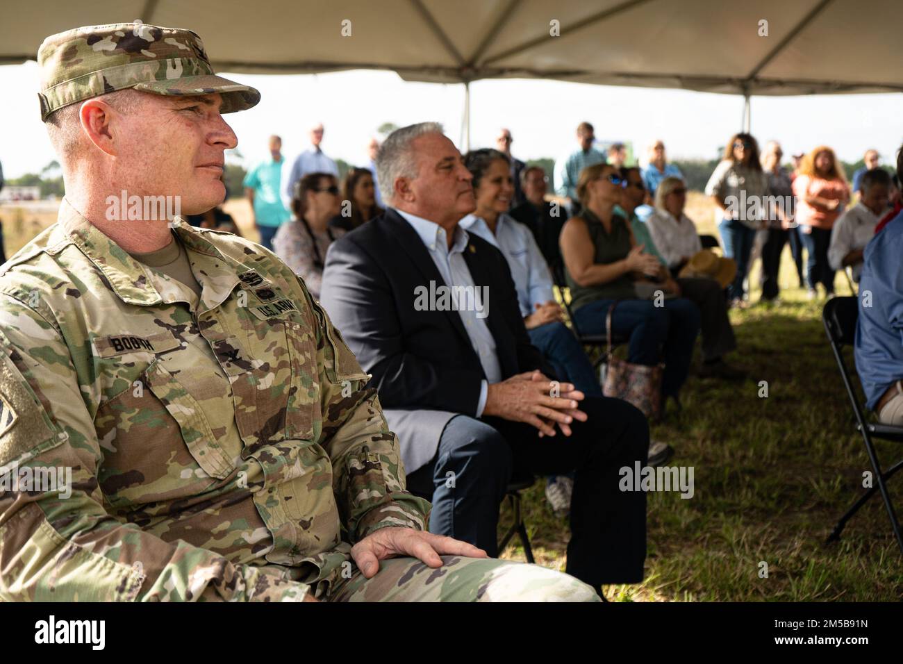 The U.S. Army Corps of Engineers, Jacksonville District Commander, Col ...