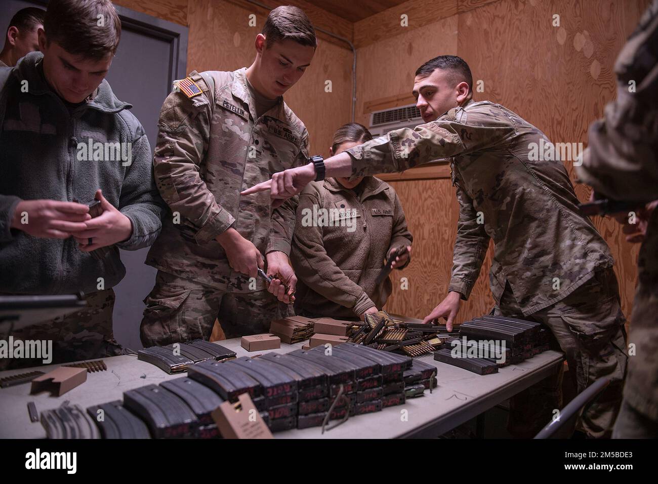 Kyle chasse age (82) 사진