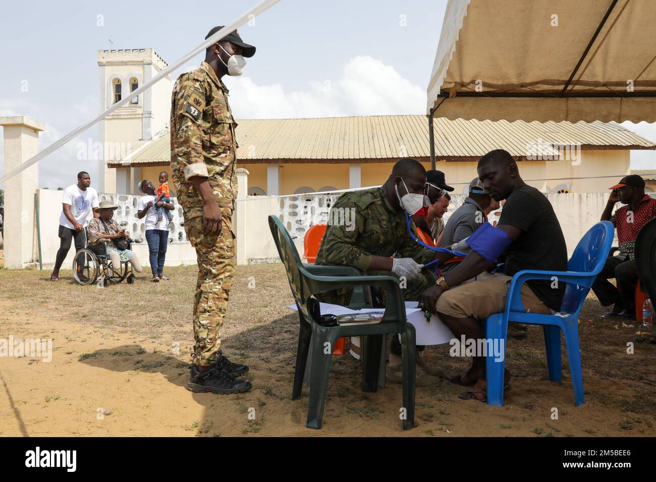 Army medics hi-res stock photography and images - Alamy