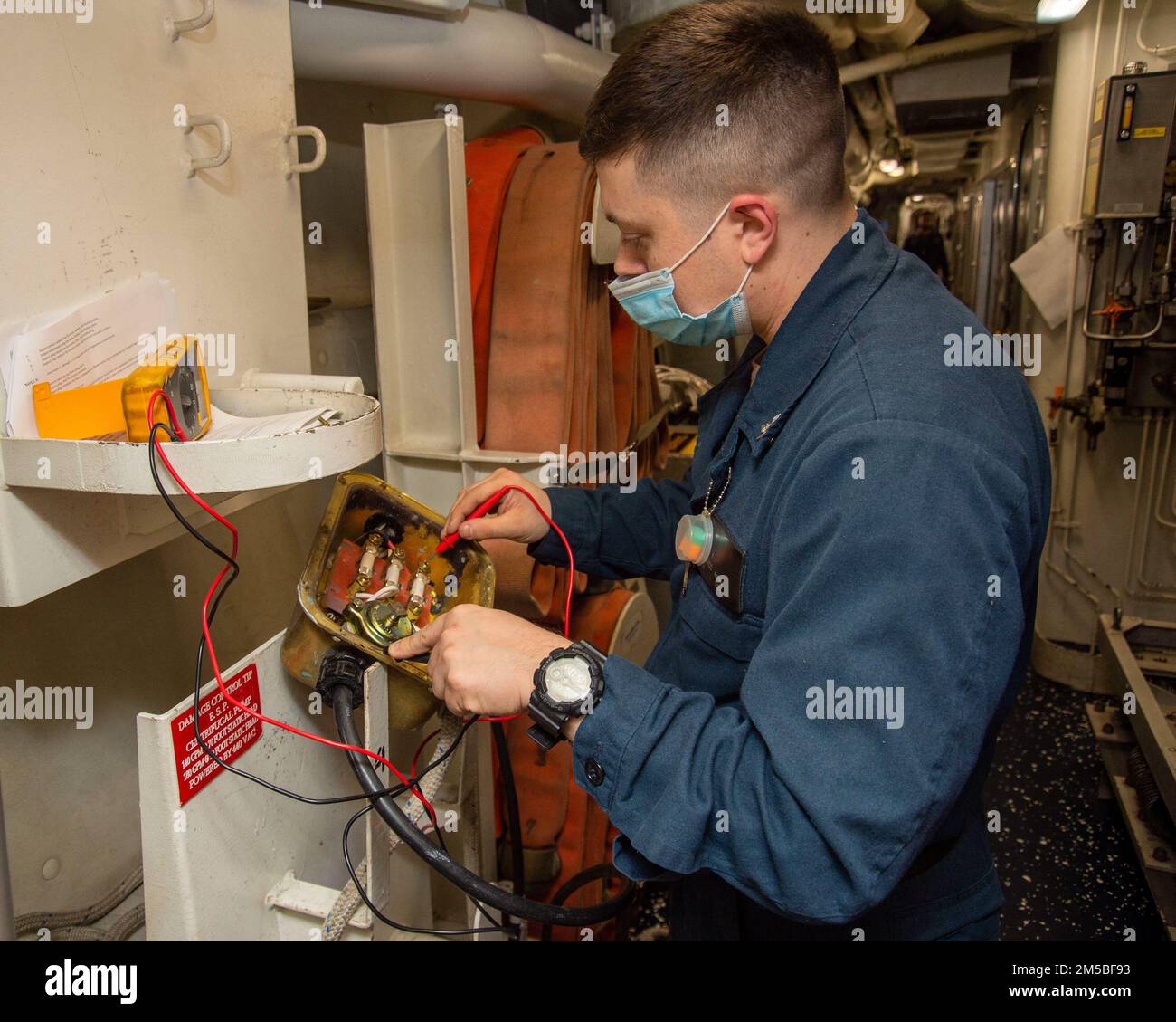 220221NEH9981030 ATLANTIC OCEAN (Feb. 21,2022) Electrician's Mate