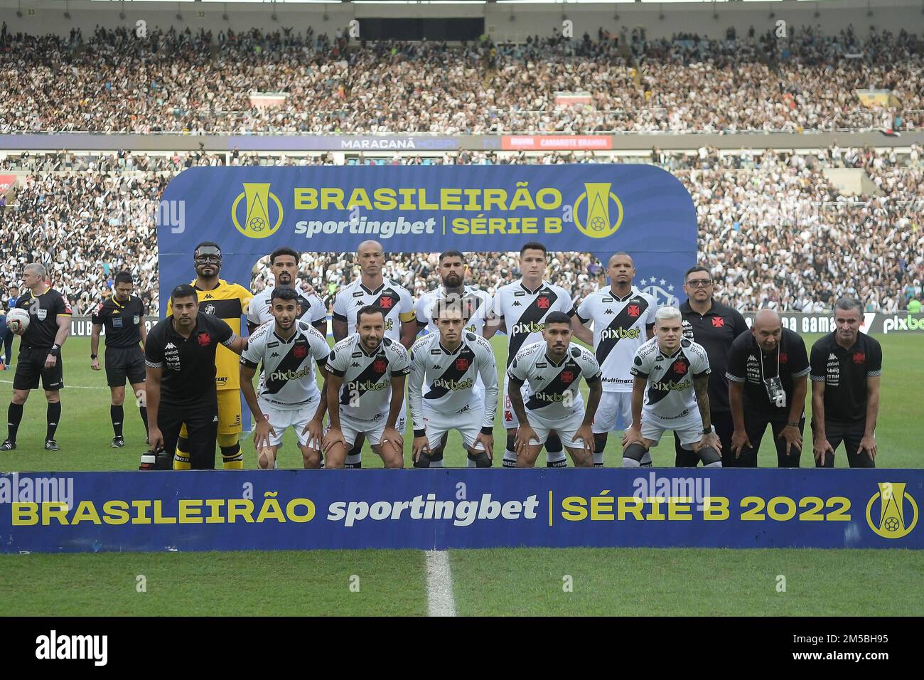 Corinthians vence o Cruzeiro novamente e vai à semi do Brasileirão