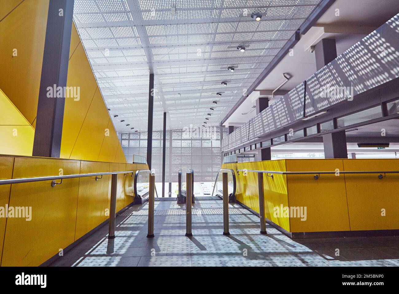 Melbourne Tullamarine Airport Terminal 4 Stock Photo Alamy