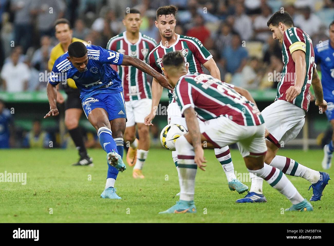Rio de Janeiro, Brazil, June 23, 2022. Football players, of the Cruzeiro team, during the fluminense vs. Cruzeiro match for the Brazilian Cup, at mara Stock Photo
