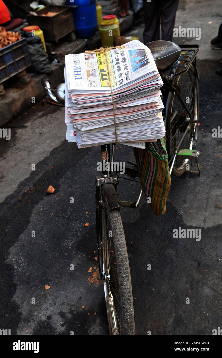 Newspaper delivery india hires stock photography and images Alamy