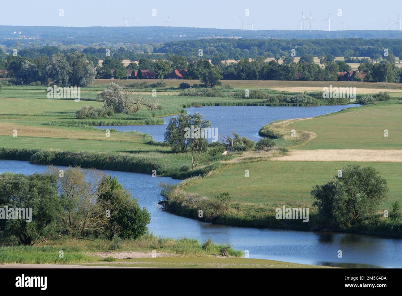 The Elbe and tributaries in the Elbe floodplain of Lower Saxony. Elbe ...