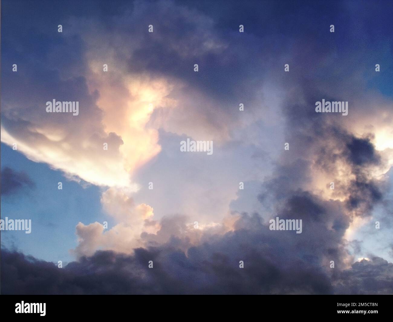 Sun rays breaking through cloud. 3D rendering Stock Photo - Alamy