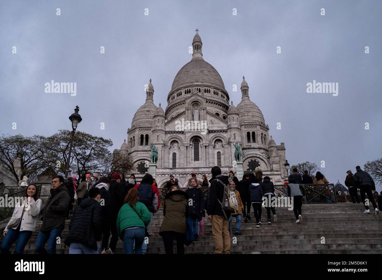 escalier-de-marches-hi-res-stock-photography-and-images-alamy
