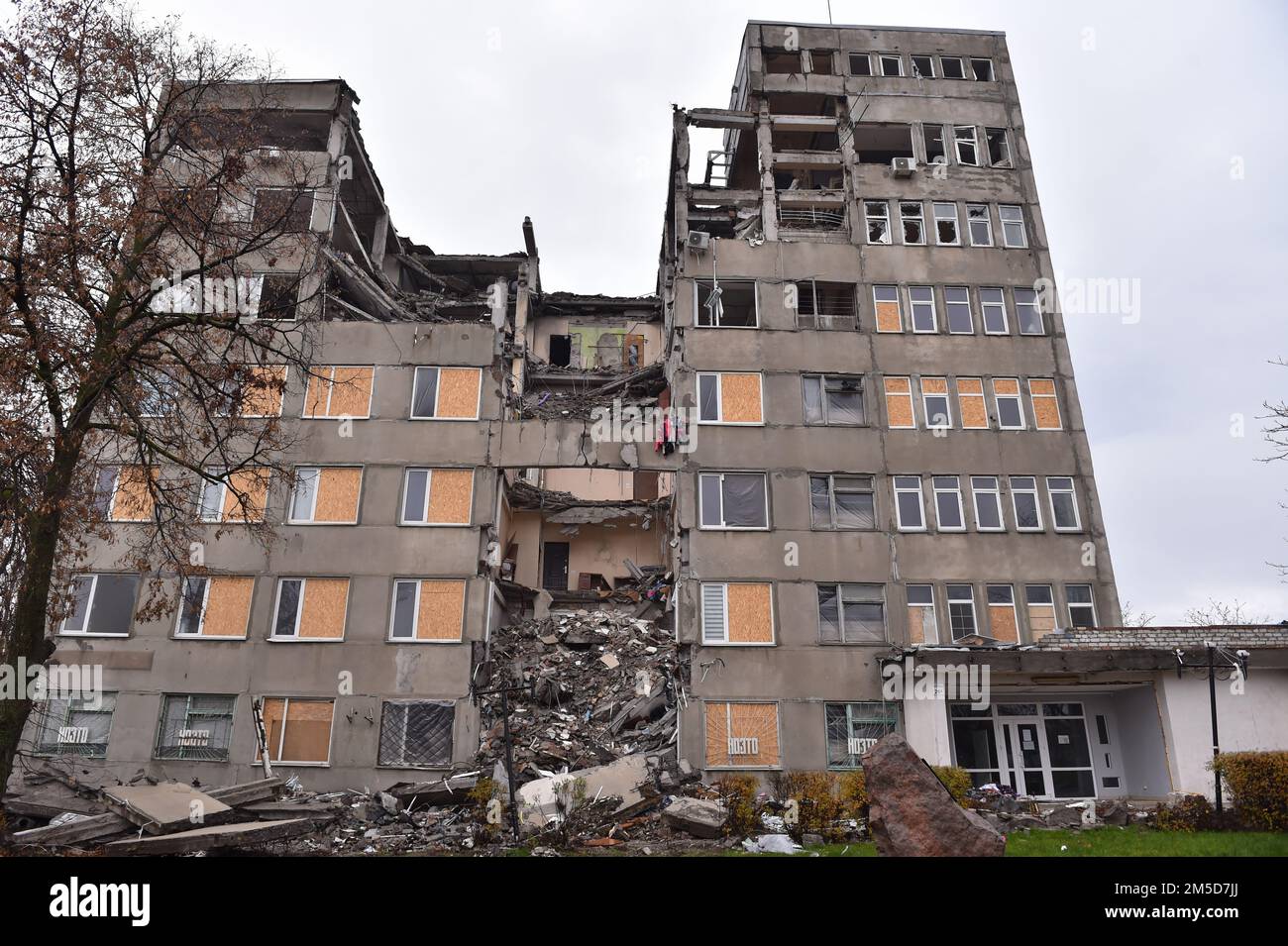Mykolaiv, Southern Ukraine, 24th of November 2022. Destroyed office block after Russian shelling of Mykolaiv. Stock Photo