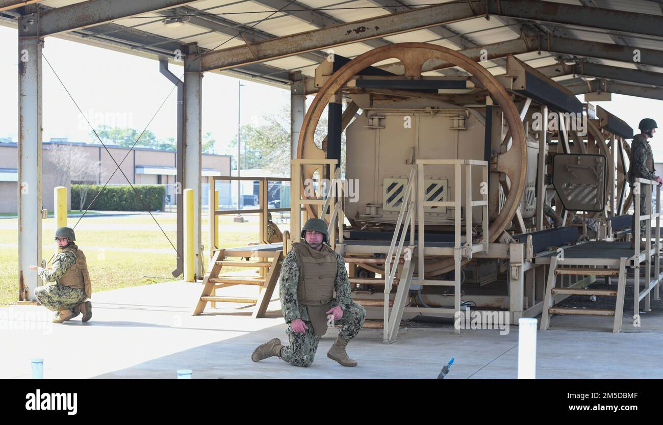 Eressing (220303-N-OI810-628) GULFPORT, Mississippi (March 3, 2022) Seabees ...