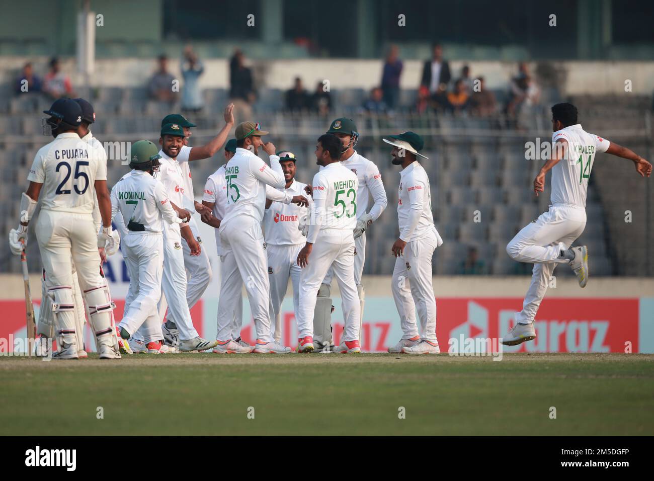 bangladesh-india-2nd-test-match-day-three-at-the-sher-e-bangla
