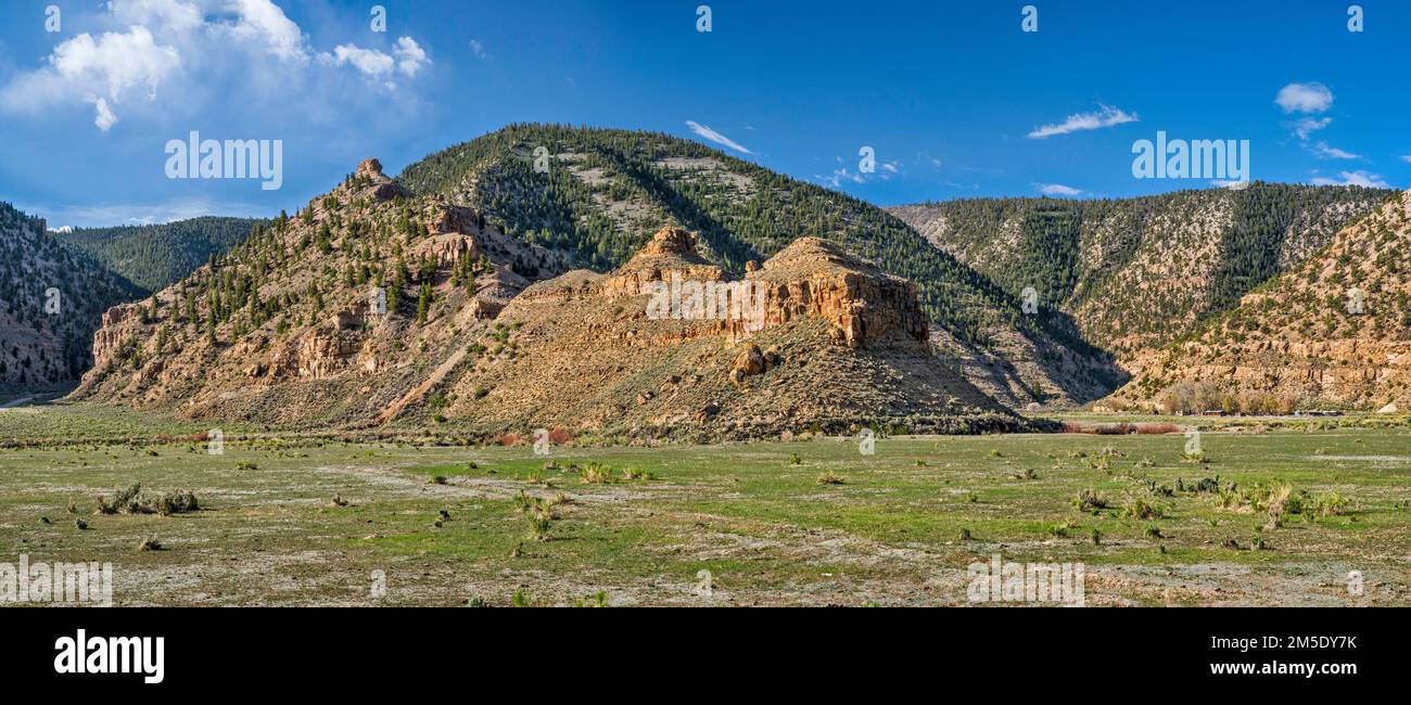 Rock outcrops near Harmon Canyon, at Nine Mile Canyon, Utah, USA Stock Photo