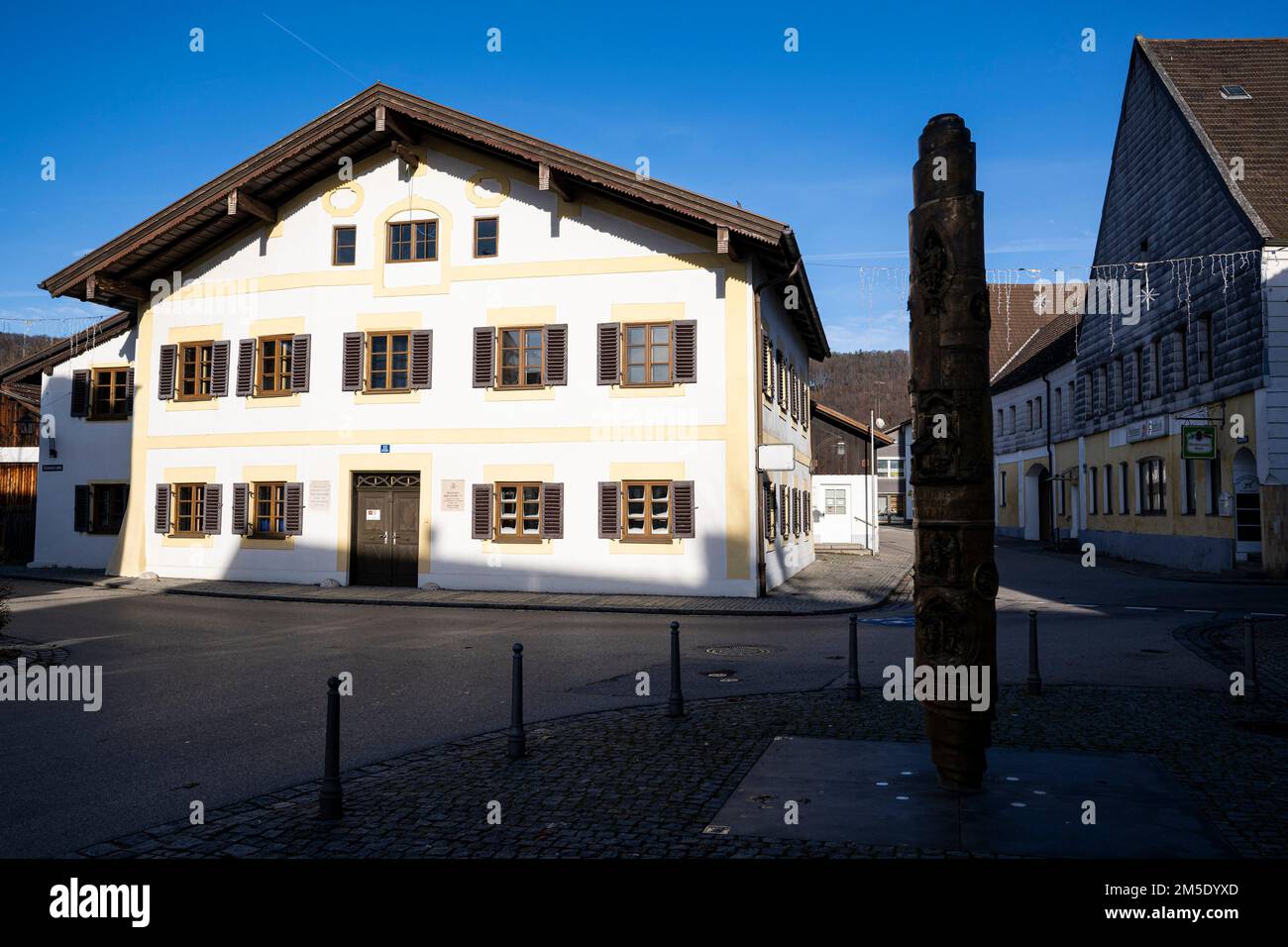 Marktl, Germany. 28th Dec, 2022. The birthplace of Pope Benedict XVI Pope Emeritus Benedict XVI is "very ill," according to his successor Francis. Credit: Lennart Preiss/dpa/Alamy Live News Stock Photo