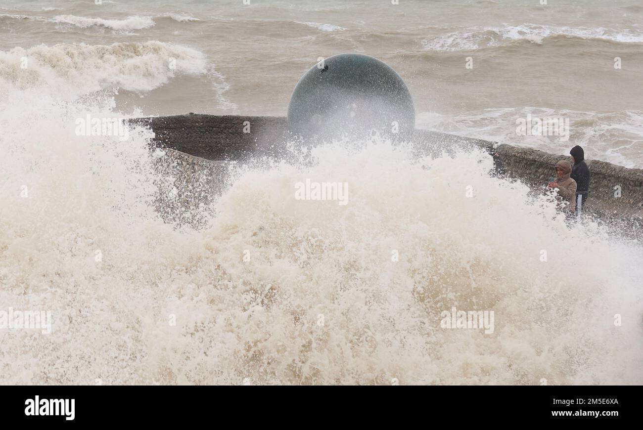 Brighton, UK. 28th Dec, 2022. Waves crashing onto Brighton beach as the high winds and rain continue to batter the South Coast. Credit: James Boardman/Alamy Live News Stock Photo
