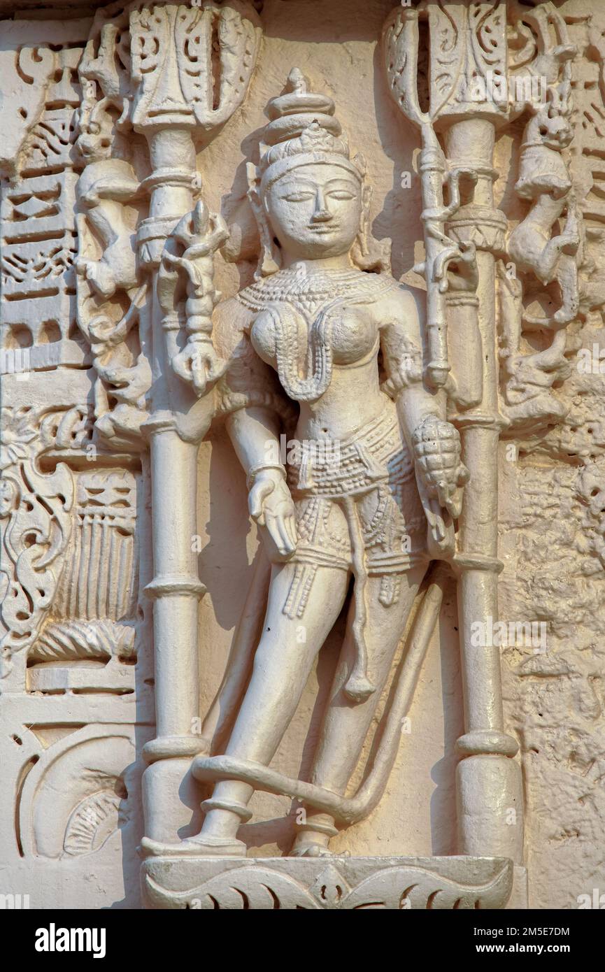 01 28 2010 Stone carved female figures on Shri Ajitnath Bhagwan Shwetamber Jain Derasar, Taranga Kheralu in Mehsana district, Gujarat, India Stock Photo