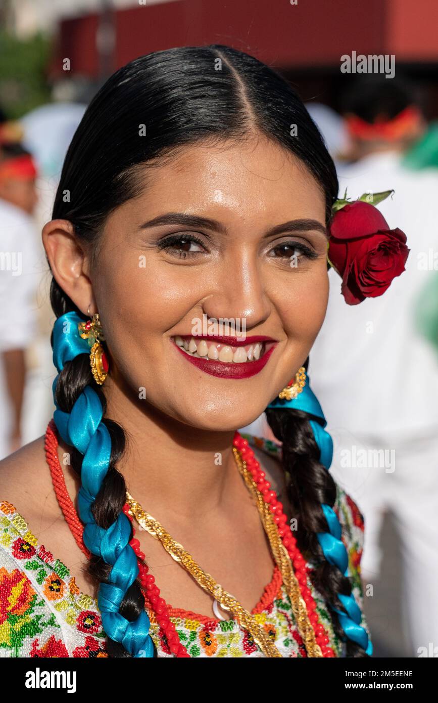 A young attractive dancer in traditional dress from Santiago Pinotepa