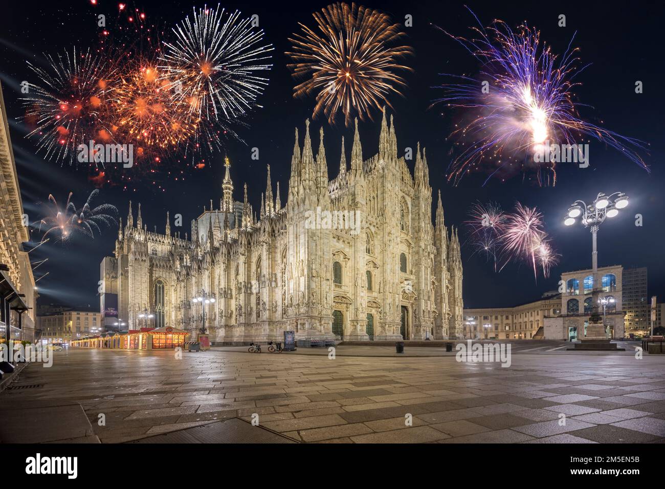 Milan, Italy - December 2022, 07: fireworks on Piazza del Duomo di Milano  in perfect new year style. No people are visible Stock Photo - Alamy