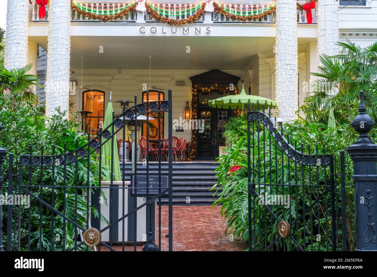 NEW ORLEANS, LA, USA DECEMBER 20, 2022 Front of Columns Hotel