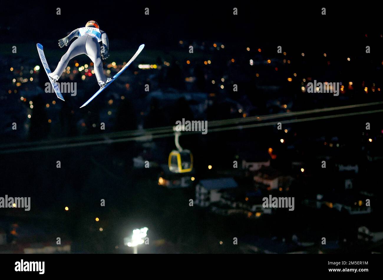 Oberstdorf, Germany. 28th Dec, 2022. Nordic skiing/ski jumping, World Cup, Four Hills Tournament, large hill, men, qualification: Stephan Leyhe (Germany) in action. Credit: Daniel Karmann/dpa/Alamy Live News Stock Photo