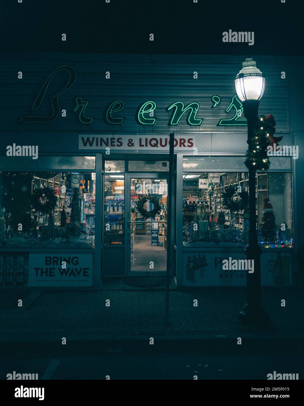 Classic wines hires stock photography and images Alamy