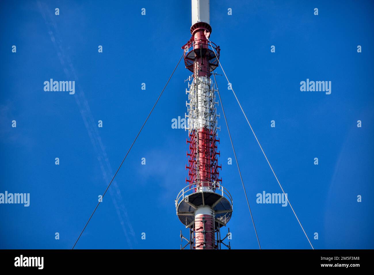 Ukw radio hi-res stock photography and images - Alamy