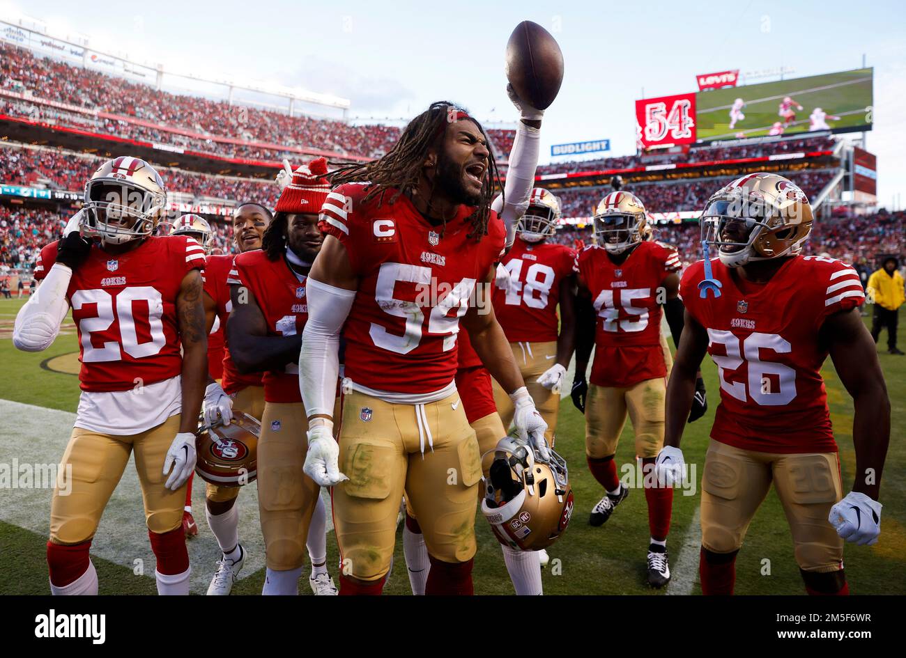 San Francisco 49ers linebacker Fred Warner (54) reacts during an NFL  football game against the Arizona Cardinals, Sunday, Jan.8, 2023, in Santa  Clara, Calif. (AP Photo/Scot Tucker Stock Photo - Alamy