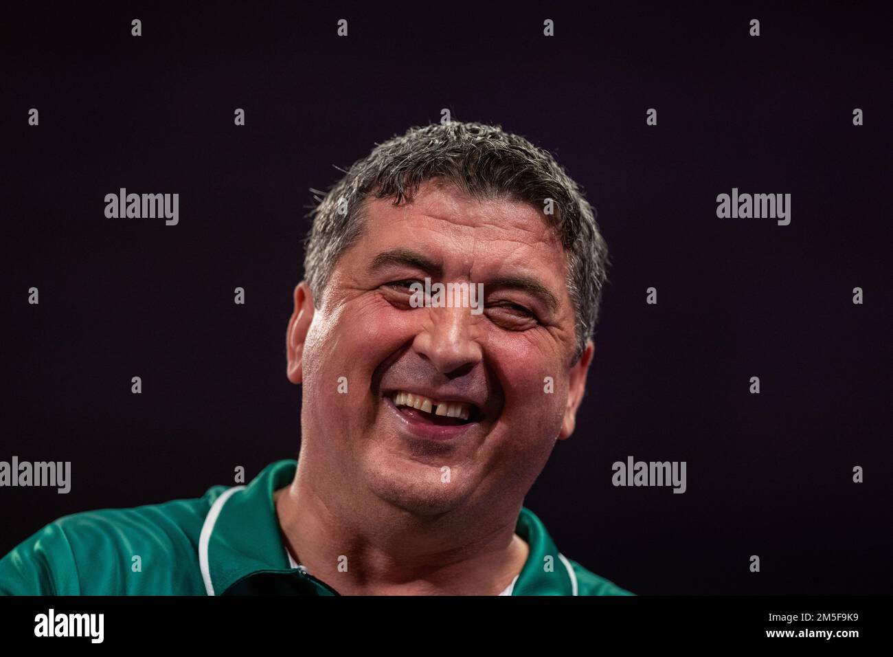 Behandling Alligevel bejdsemiddel Mensur Suljovic reacting during day eleven of the Cazoo World Darts  Championship at Alexandra Palace, London. Picture date: Wednesday December  28, 2022 Stock Photo - Alamy