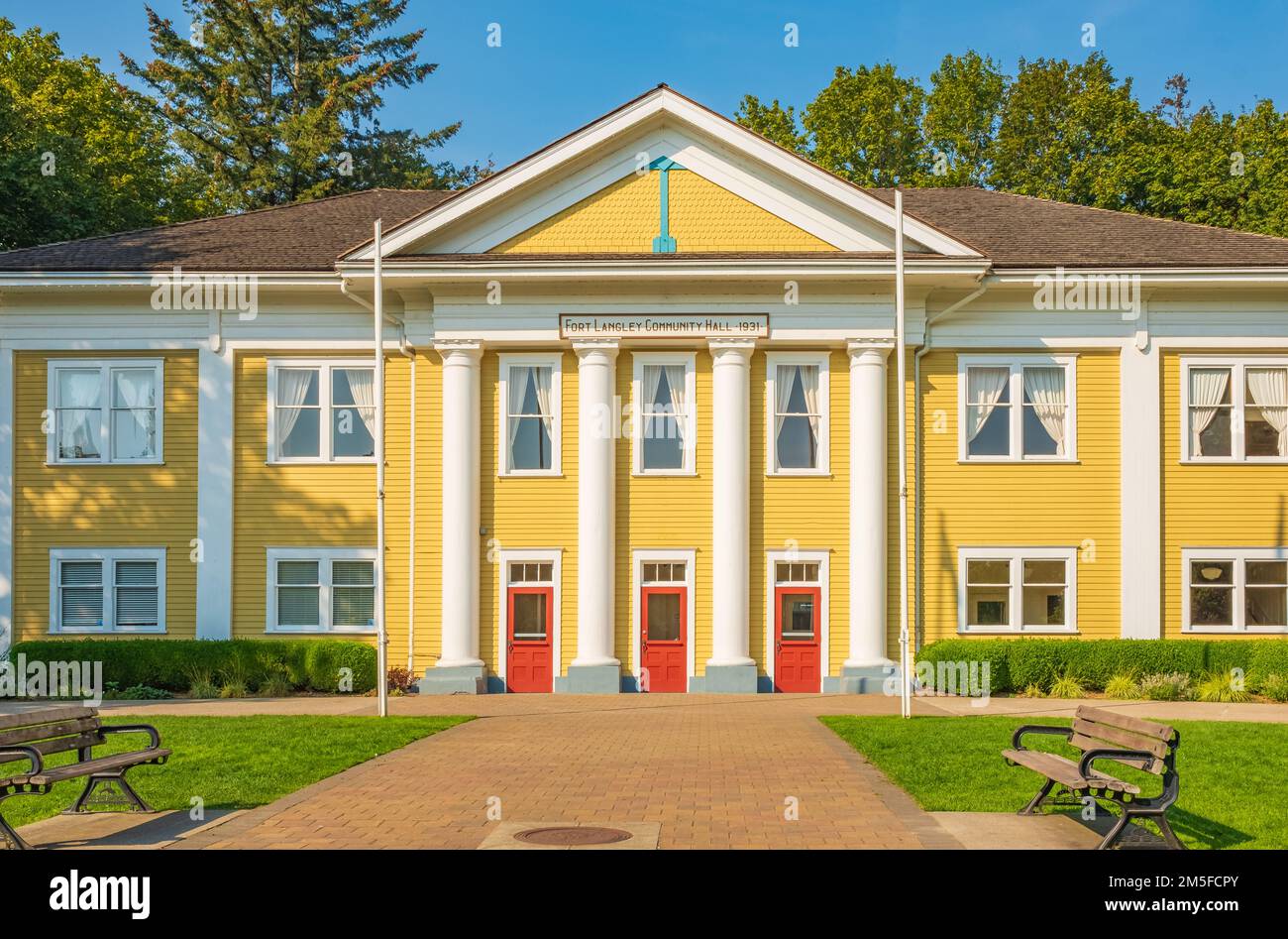 Fort Langley, Canada - Fort Langley Community Hall in a sunny summer day. Travel photo, nobody, street view-October 10,2022 Stock Photo