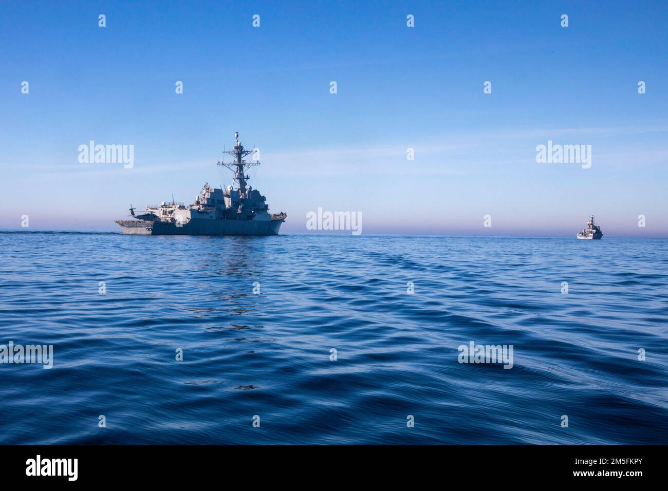 Koster Class 220313-N-CF580-0277 BALTIC SEA (March 13, 2022) Arleigh Burke-class ...