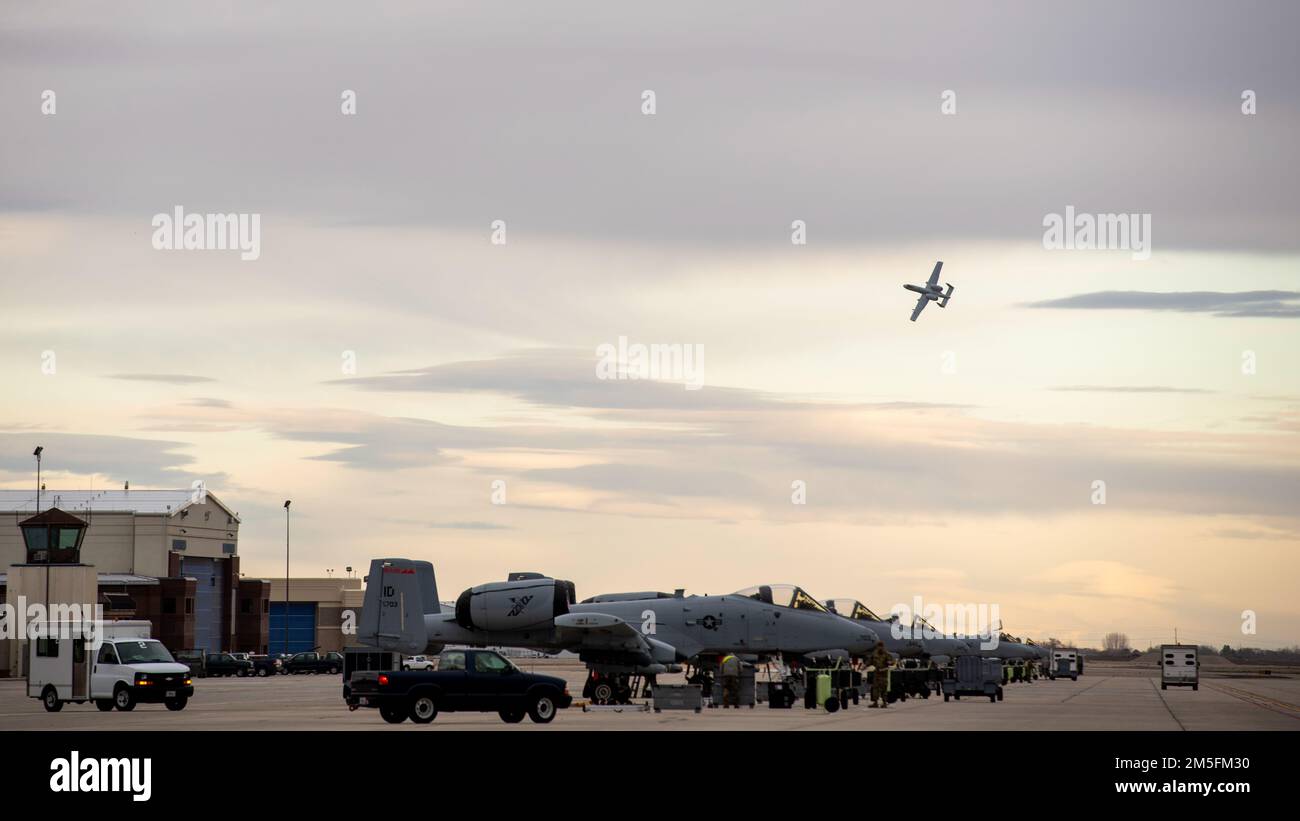 An A-10 Thunderbolt II, from the Idaho Air National Guard’s 124th ...